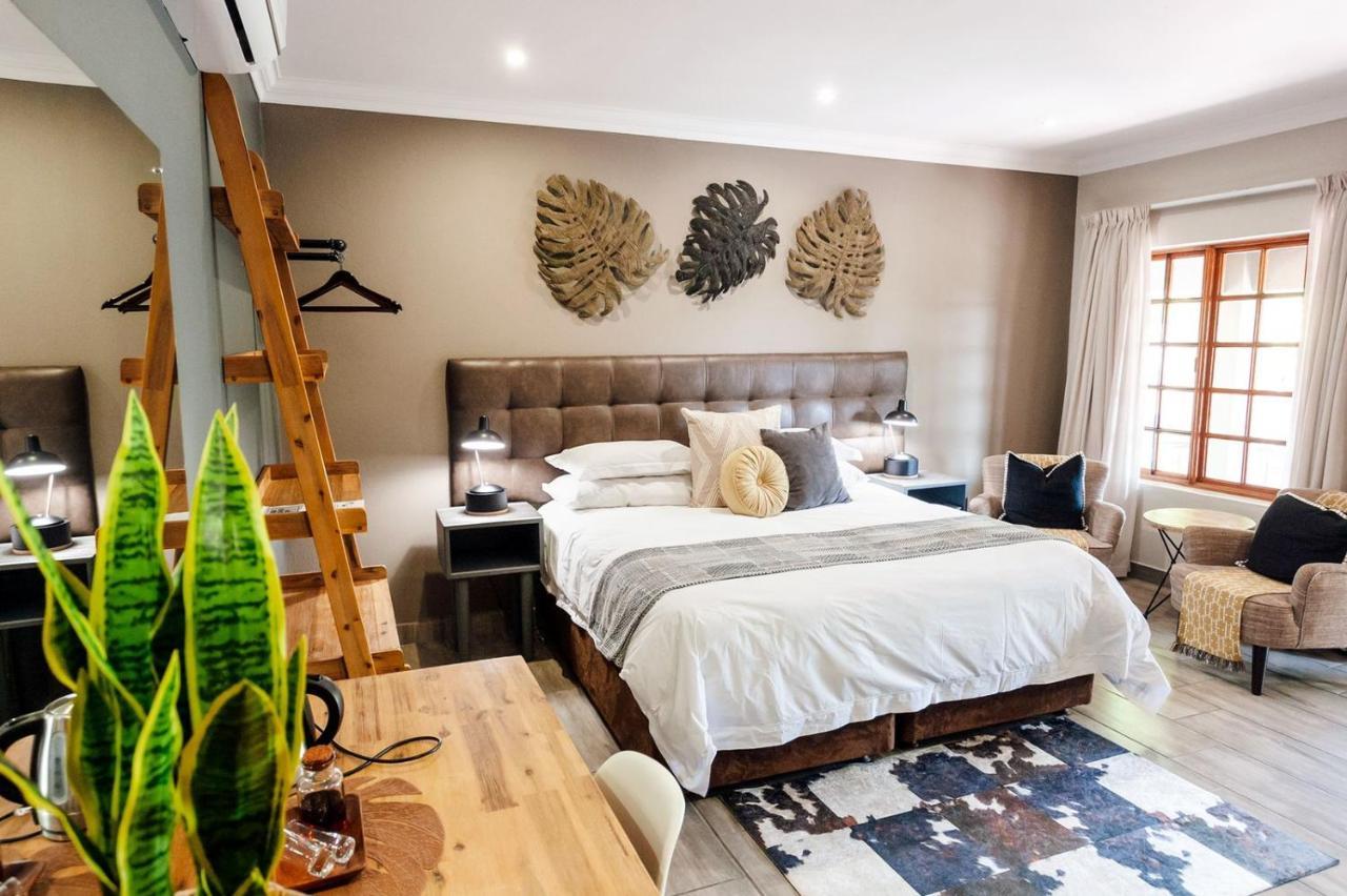 Lowveld Living Guesthouse 넬스프리트 외부 사진