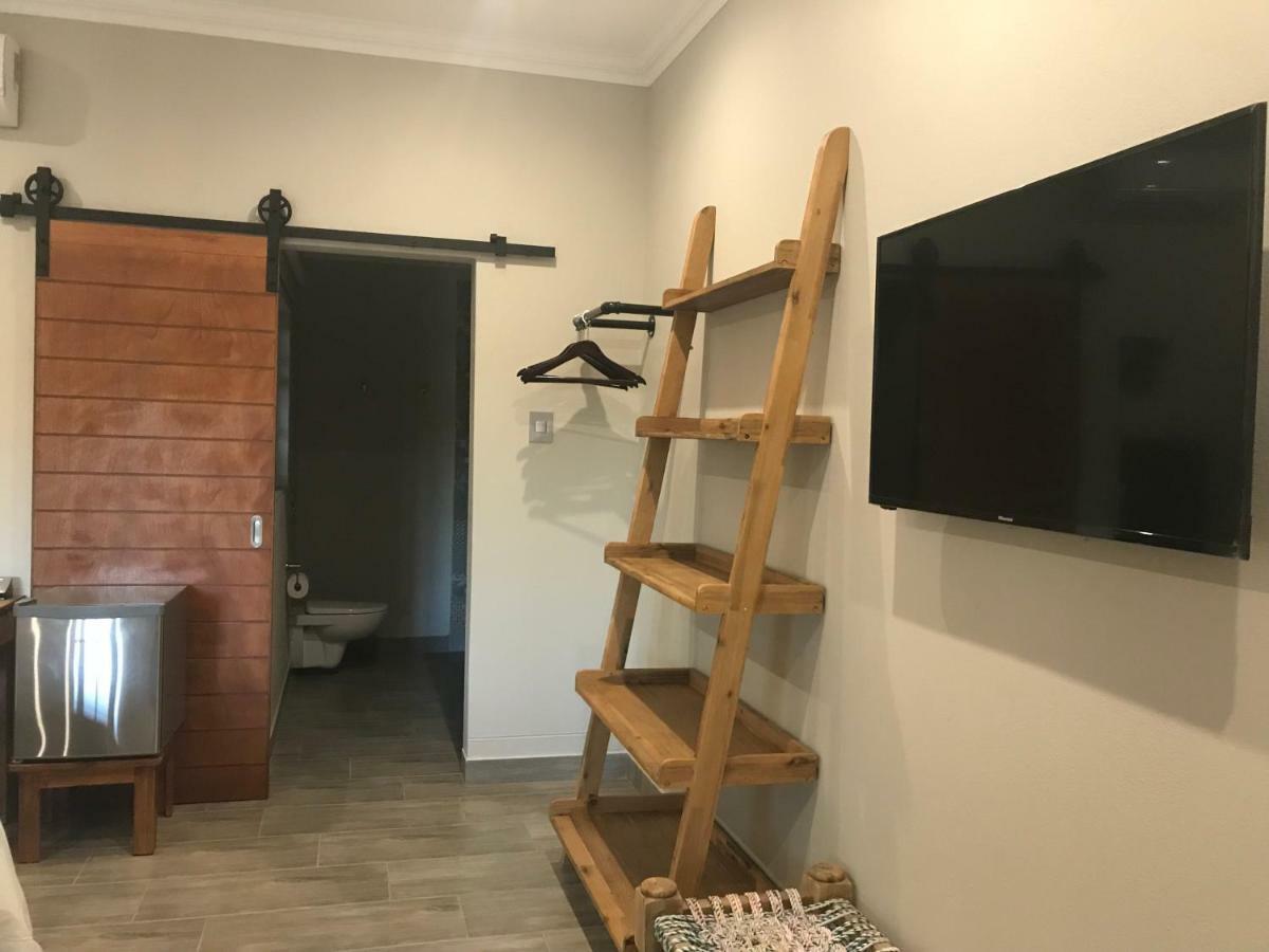 Lowveld Living Guesthouse 넬스프리트 외부 사진